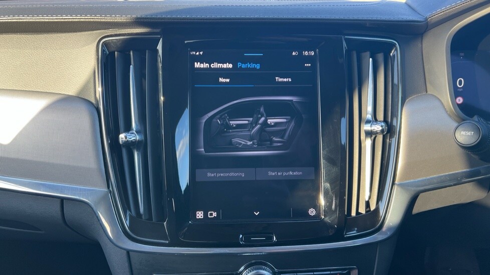 Used Volvo V90 2024 for sale - 76332184: Photo 47