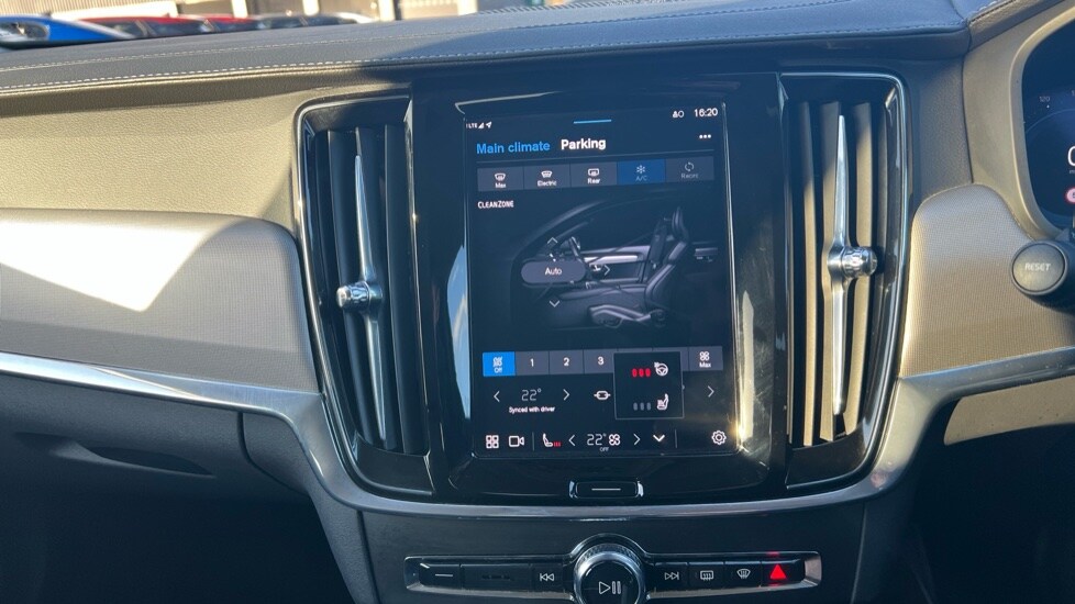 Used Volvo V90 2024 for sale - 76332184: Photo 48