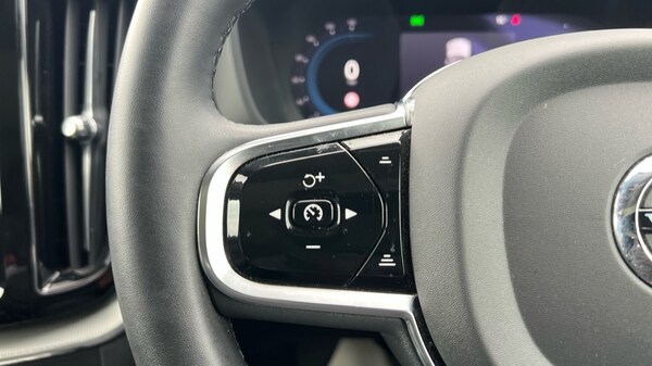 Used Volvo XC60 2024 for sale - 76079063: Photo 18