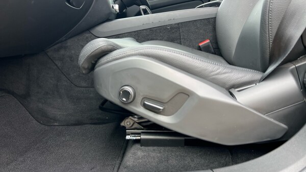 Used Volvo XC60 2024 for sale - 76079063: Photo 32