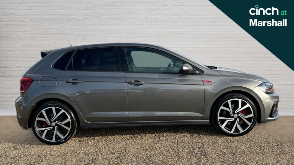 Used Volkswagen Polo 2019 for sale - 76660974: Photo 2