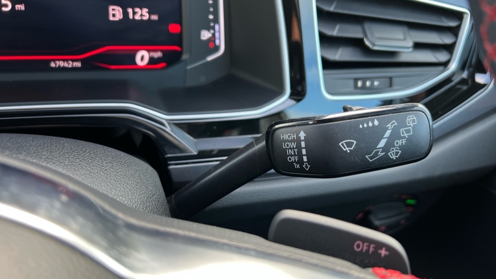 Used Volkswagen Polo 2019 for sale - 76660974: Photo 24