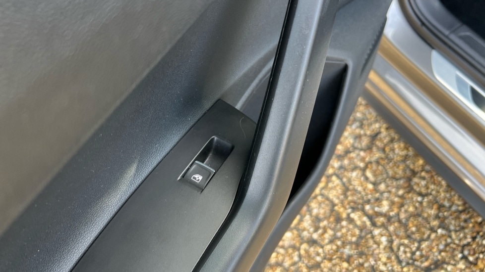 Used Volkswagen Polo 2019 for sale - 76660974: Photo 38