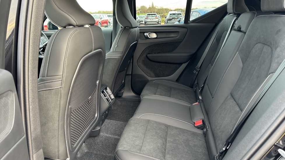 Used Volvo XC40 2025 for sale - 76874576: Photo 10