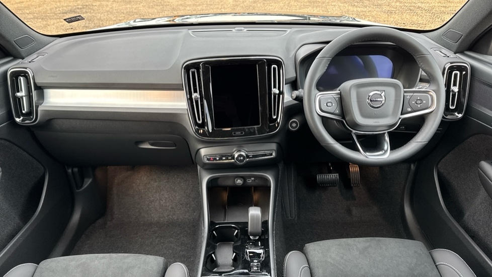 Used Volvo XC40 2025 for sale - 76874576: Photo 21