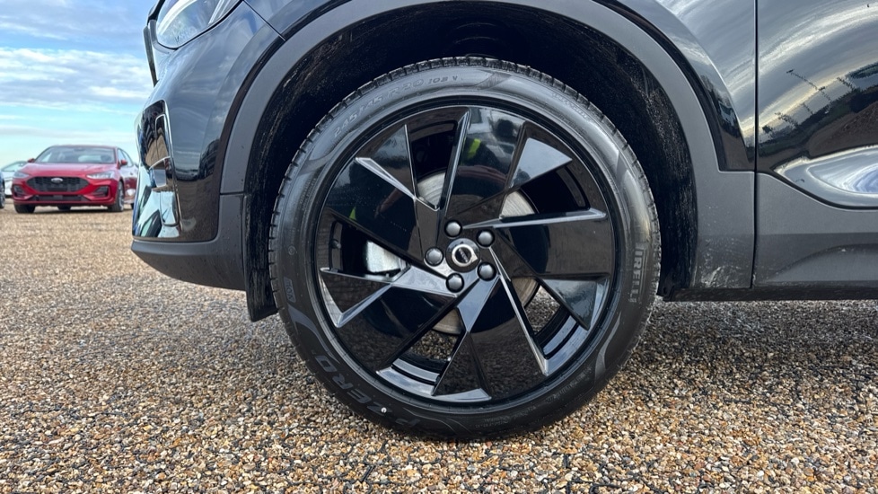 Used Volvo XC40 2025 for sale - 76874576: Photo 24