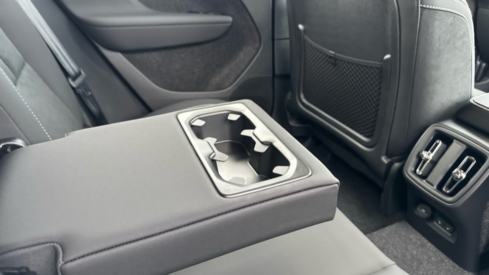 Used Volvo XC40 2025 for sale - 76874576: Photo 31