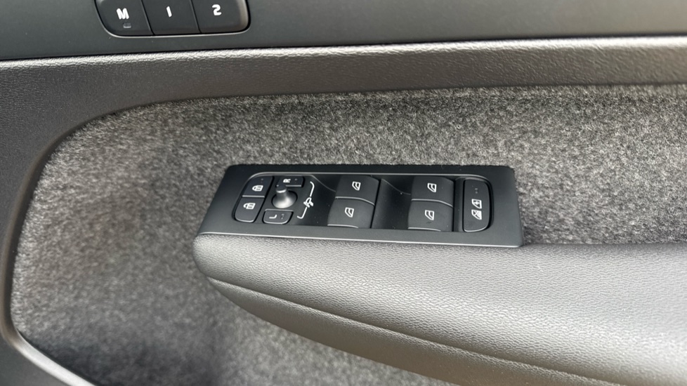 Used Volvo XC40 2025 for sale - 76874576: Photo 33