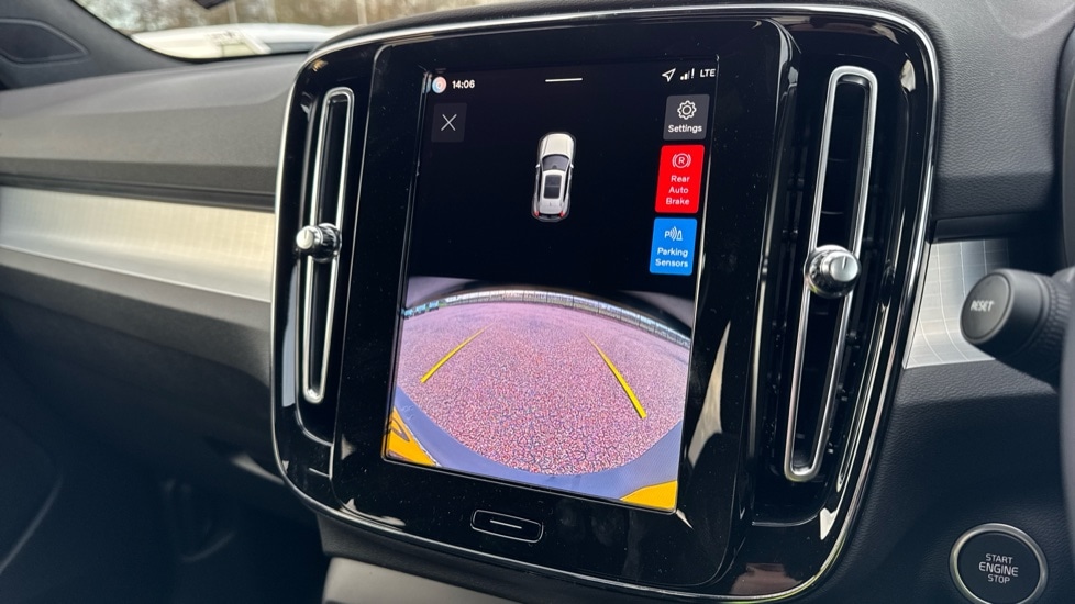 Used Volvo XC40 2025 for sale - 76874576: Photo 37