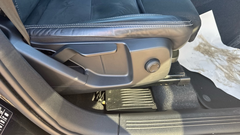 Used Volvo XC40 2022 for sale - 77047525: Photo 31