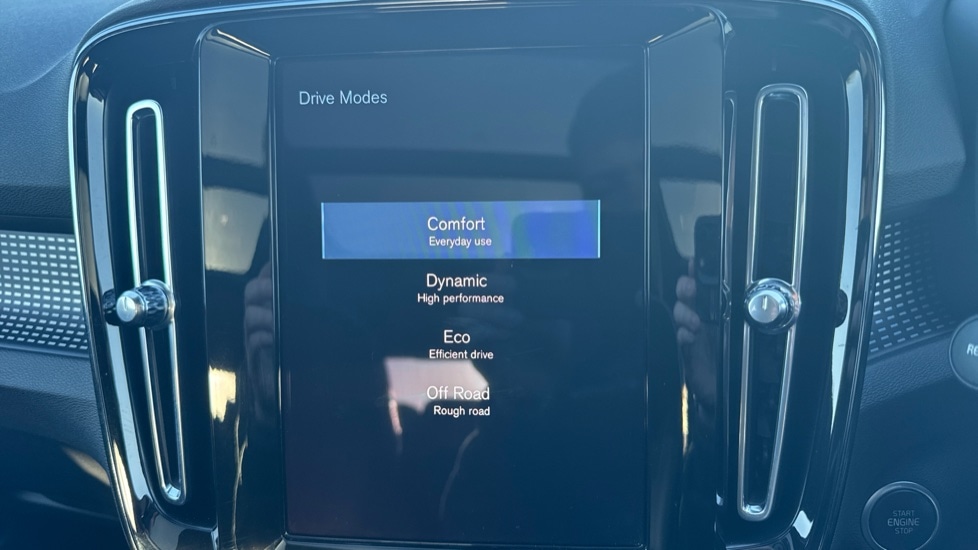 Used Volvo XC40 2022 for sale - 77047525: Photo 40