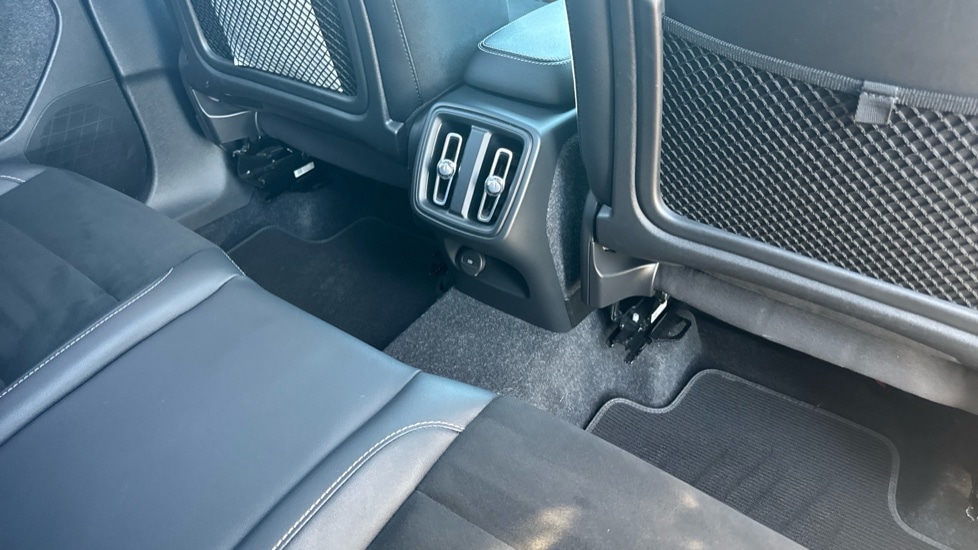 Used Volvo XC40 2022 for sale - 77047525: Photo 45