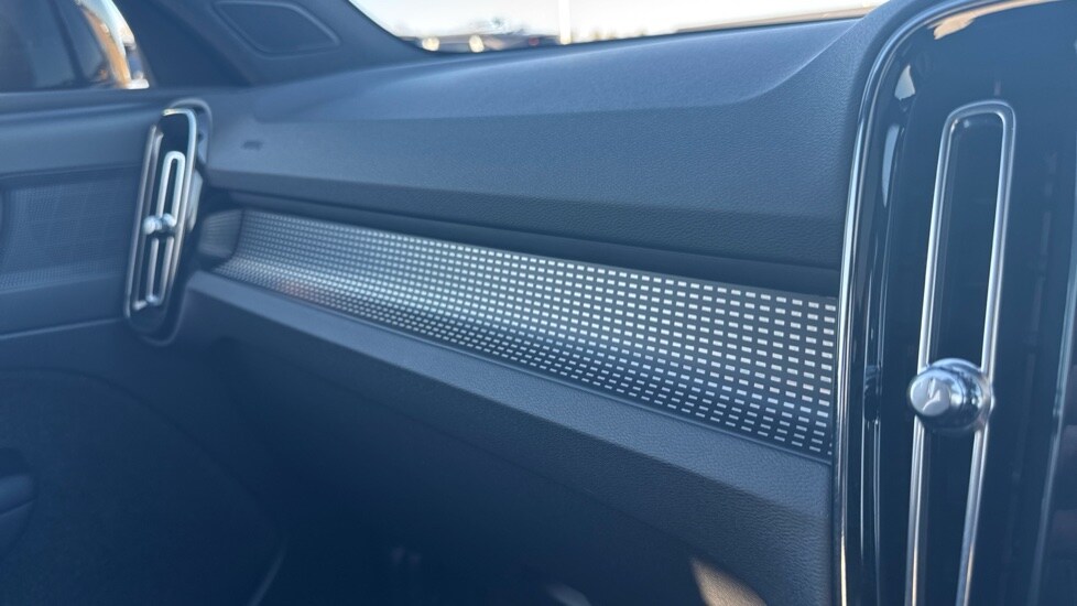 Used Volvo XC40 2022 for sale - 77047525: Photo 52