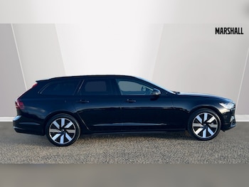 Used Volvo V90 2024 for sale - 77092408: Photo