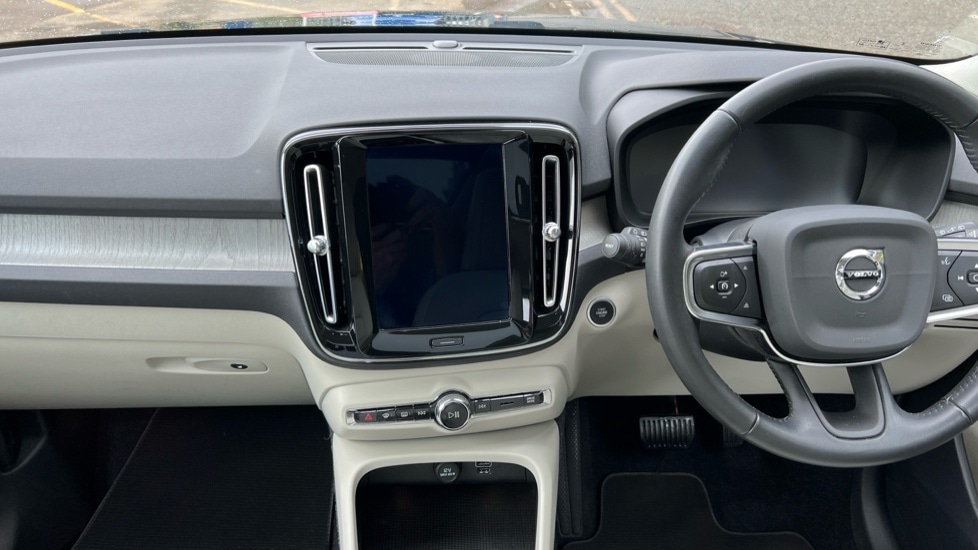 Used Volvo XC40 2020 for sale - 76154610: Photo 28