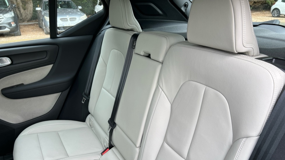 Used Volvo XC40 2020 for sale - 76154610: Photo 39