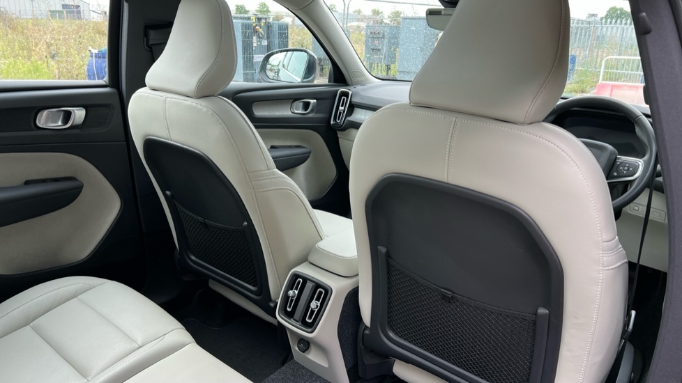 Used Volvo XC40 2020 for sale - 76154610: Photo 44