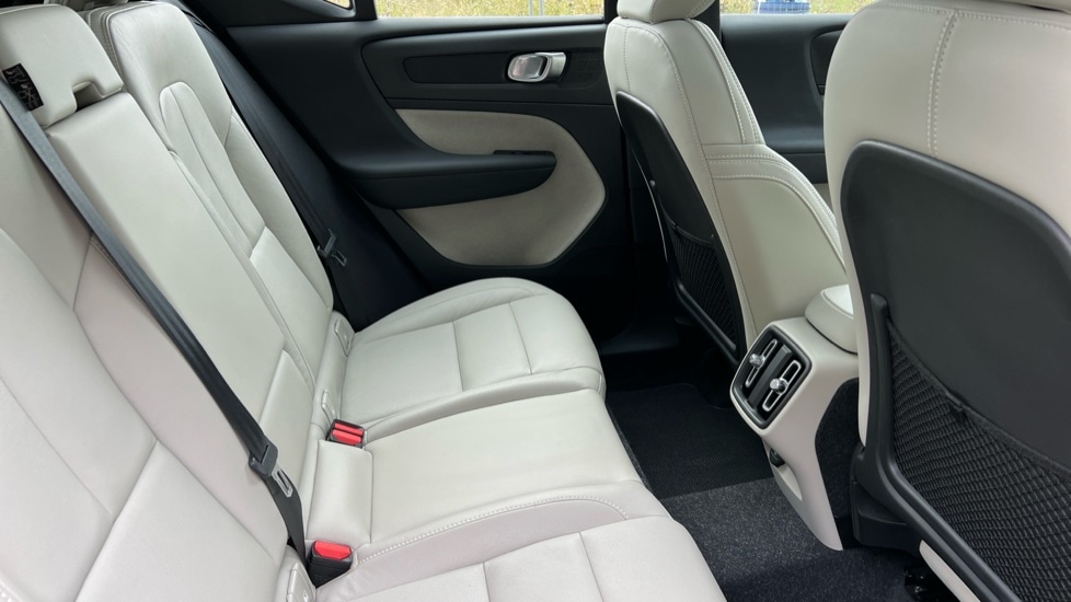 Used Volvo XC40 2020 for sale - 76154610: Photo 45