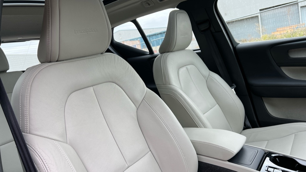 Used Volvo XC40 2020 for sale - 76154610: Photo 47