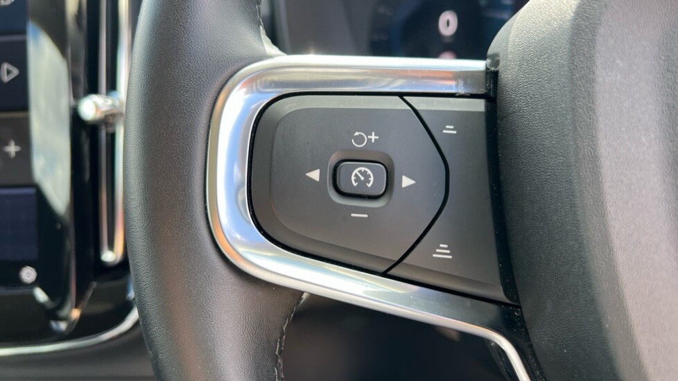 Used Volvo XC40 2024 for sale - 75943333: Photo 18