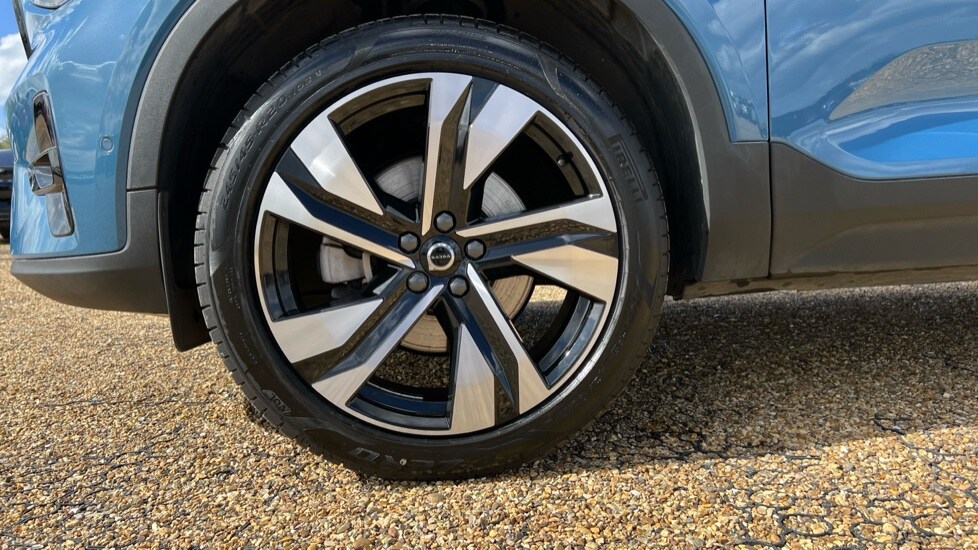 Used Volvo XC40 2024 for sale - 75943333: Photo 25