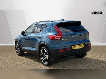 Used Volvo XC40 2024 for sale - 75943333: Photo 2