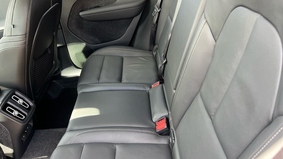 Used Volvo XC40 2024 for sale - 75943333: Photo 38