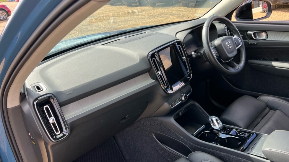 Used Volvo XC40 2024 for sale - 75943333: Photo 4