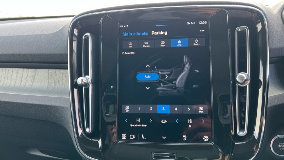 Used Volvo XC40 2024 for sale - 75943333: Photo 48