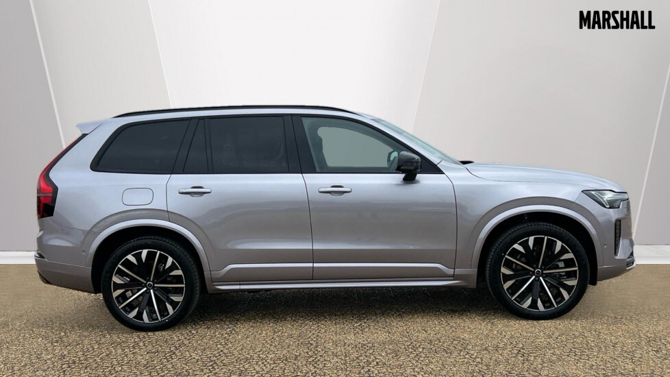 Used Volvo XC90 2025 for sale - 76116958: Photo 3