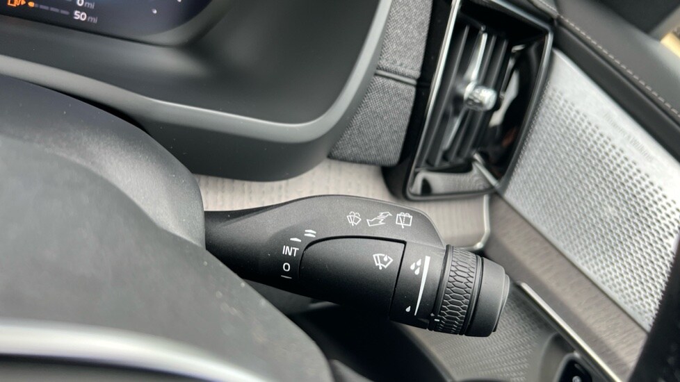 Used Volvo XC90 2025 for sale - 76116958: Photo 30