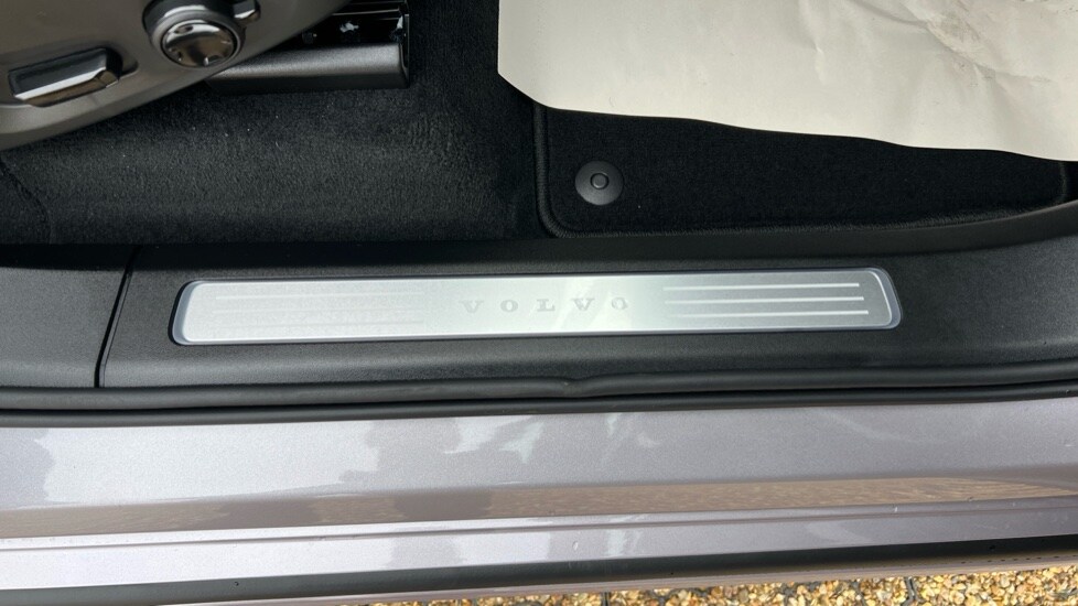 Used Volvo XC90 2025 for sale - 76116958: Photo 43