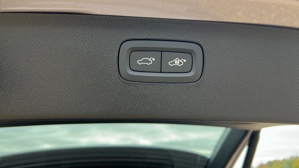 Used Volvo XC90 2025 for sale - 76116958: Photo 46