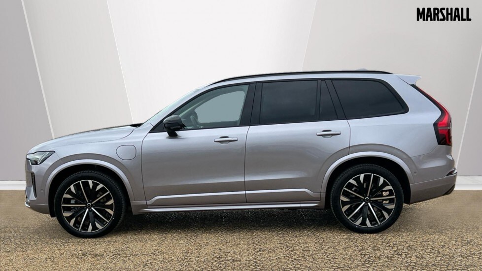 Used Volvo XC90 2025 for sale - 76116958: Photo 8