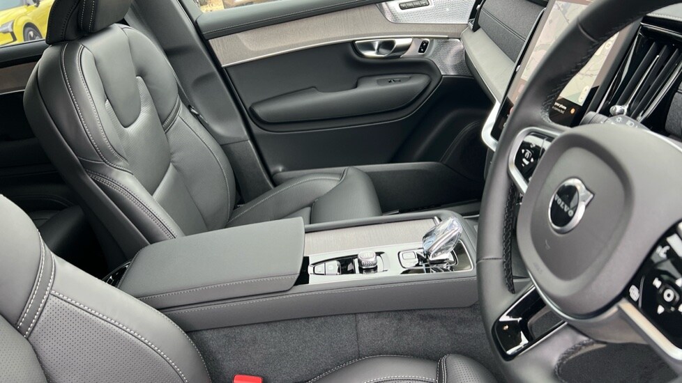 Used Volvo XC90 2025 for sale - 76116958: Photo 9