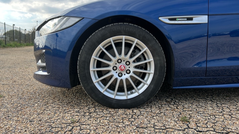 Used Jaguar XE 2016 for sale - 76104336: Photo 17