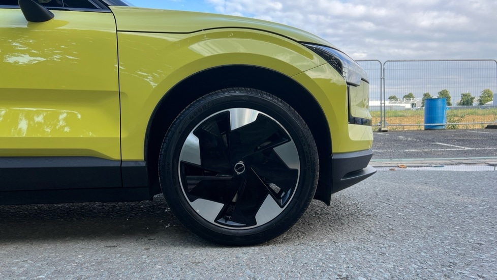 Used Volvo EX30 2025 for sale - 76452309: Photo 17