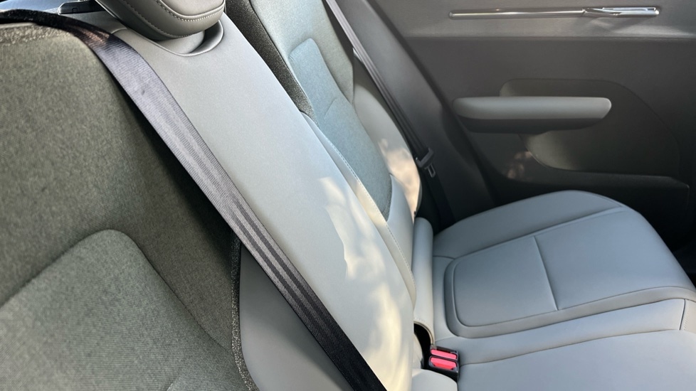 Used Volvo EX30 2025 for sale - 76452309: Photo 33