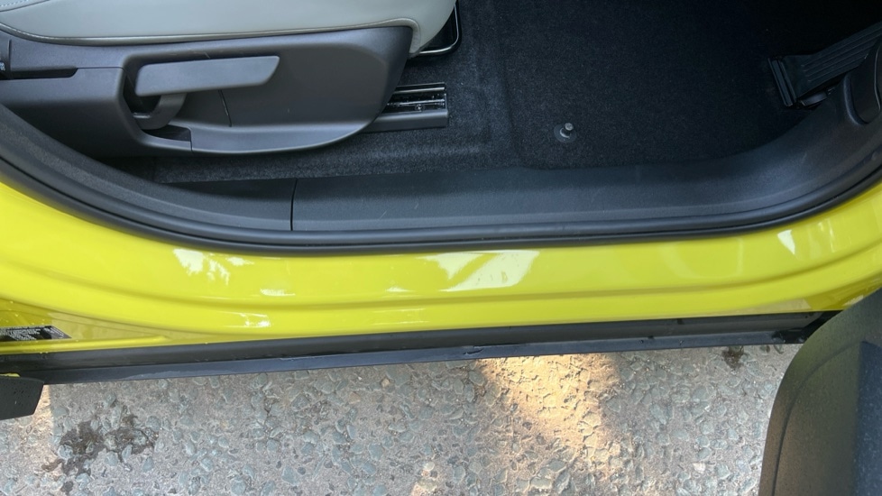 Used Volvo EX30 2025 for sale - 76452309: Photo 45