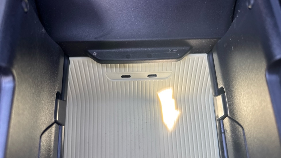 Used Volvo EX30 2025 for sale - 76452309: Photo 51