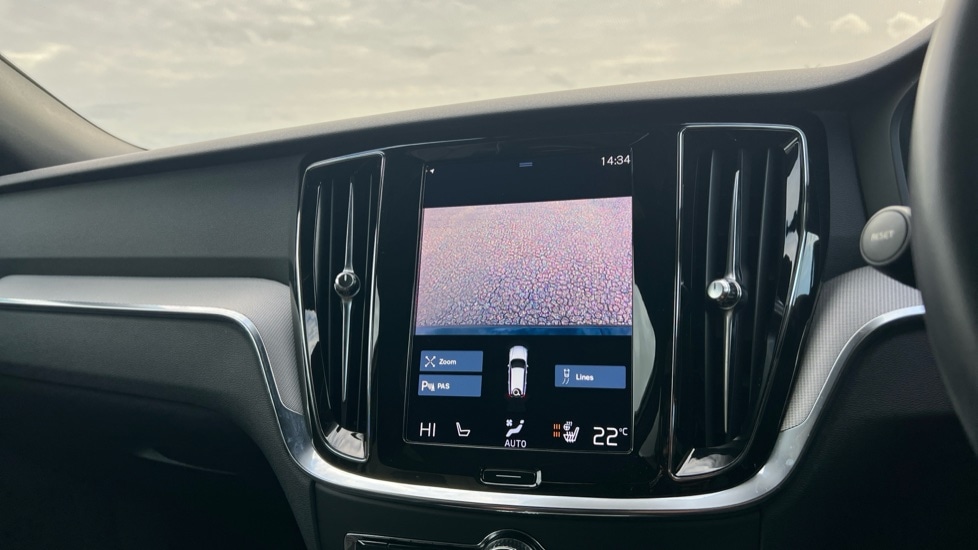 Used Volvo V60 2021 for sale - 76826585: Photo 39