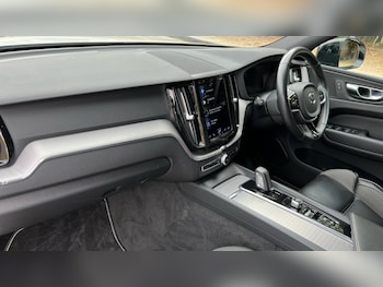Used Volvo XC60 2021 for sale - 75439725: Photo