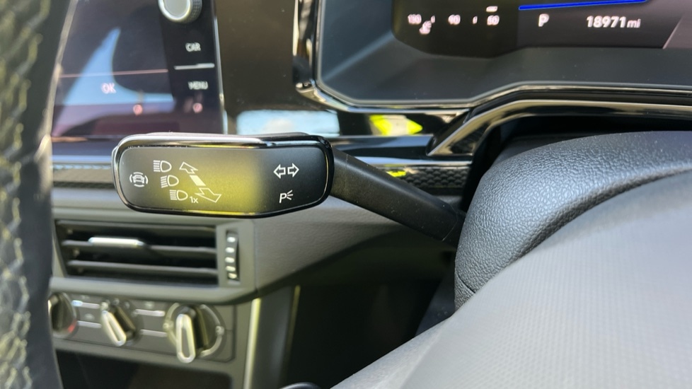 Used Volkswagen Polo 2023 for sale - 76635733: Photo 25