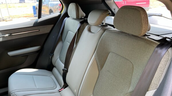 Used Volvo EX30 2025 for sale - 75440197: Photo 39