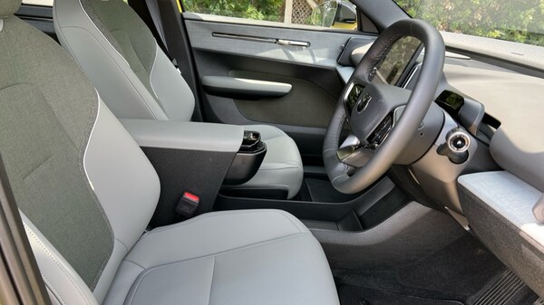 Used Volvo EX30 2025 for sale - 75440197: Photo 9