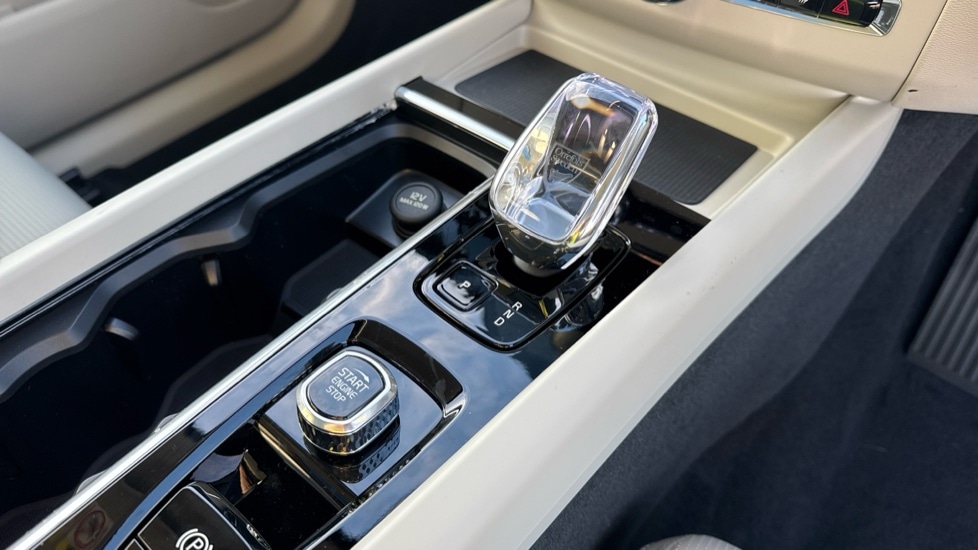 Used Volvo XC60 2025 for sale - 77075735: Photo 14