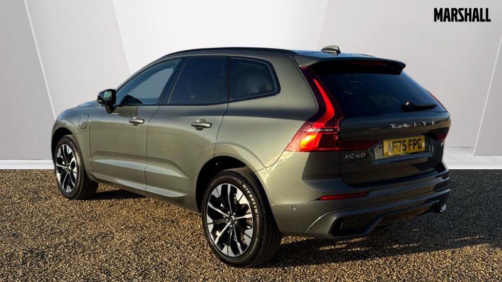 Used Volvo XC60 2025 for sale - 77075735: Photo 2