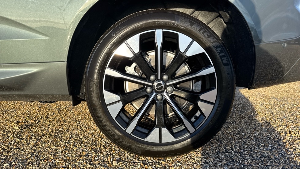 Used Volvo XC60 2025 for sale - 77075735: Photo 25