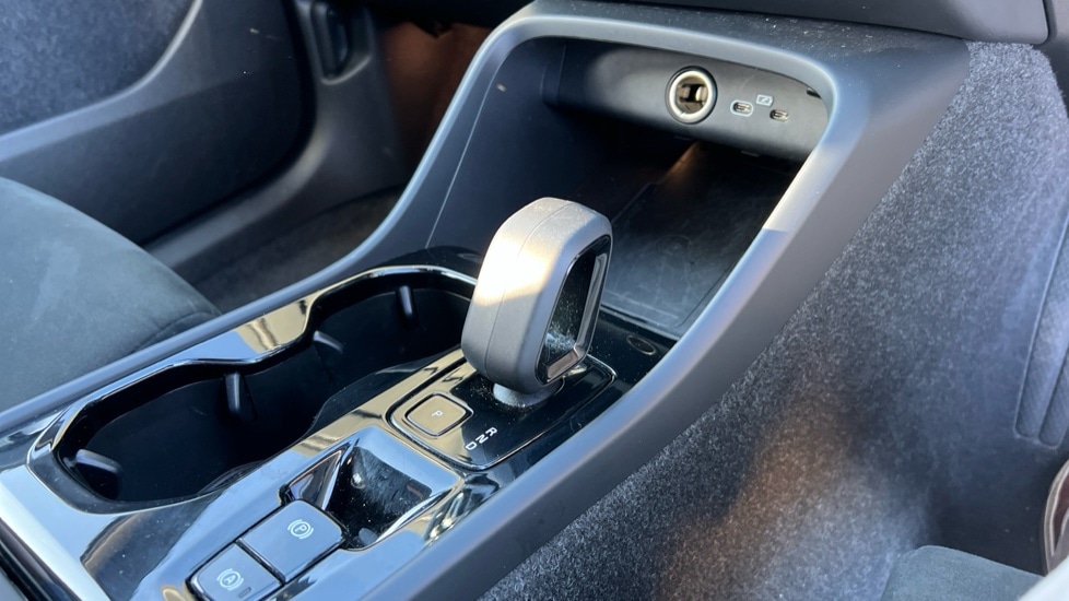 Used Volvo XC40 2025 for sale - 75943057: Photo 14
