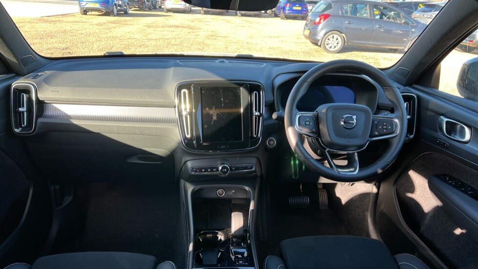 Used Volvo XC40 2025 for sale - 75943057: Photo 21